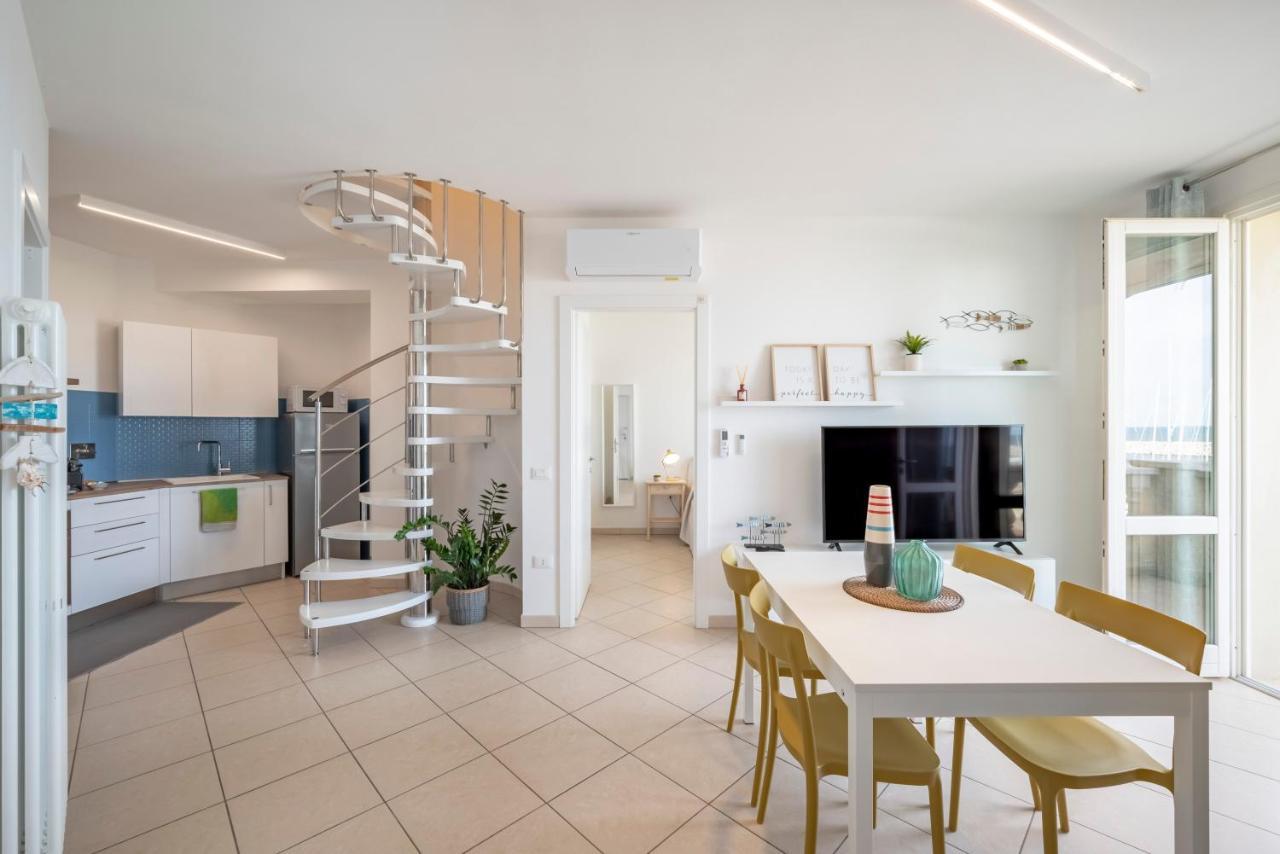 Sea View Apartment Сан Винченцо Екстериор снимка
