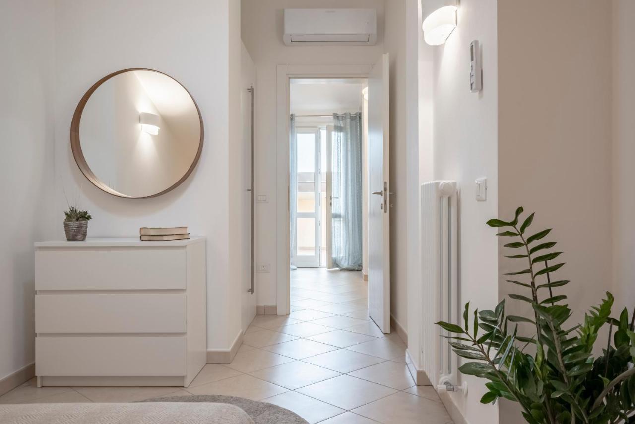 Sea View Apartment Сан Винченцо Екстериор снимка