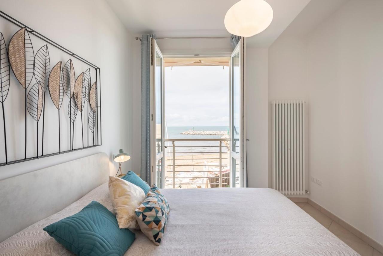 Sea View Apartment Сан Винченцо Екстериор снимка